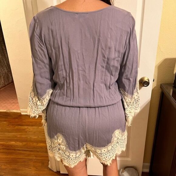 Umgee gray lace romper medium - Picture 3 of 16